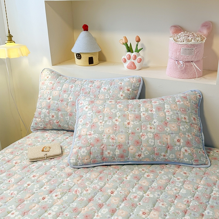 91家纺网 家纺一手货源 找家纺 丝芙妮家居（原乐视家纺） 2025新款A类亲肤云朵棉夹棉保暖床笠 蓝萱花町