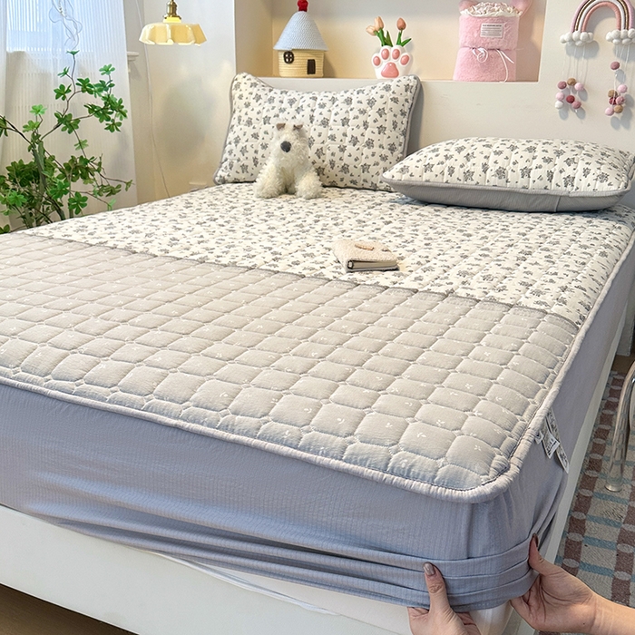 91家纺网 家纺一手货源 找家纺 丝芙妮家居（原乐视家纺） 2025新款A类亲肤云朵棉夹棉保暖床笠 墨色花园