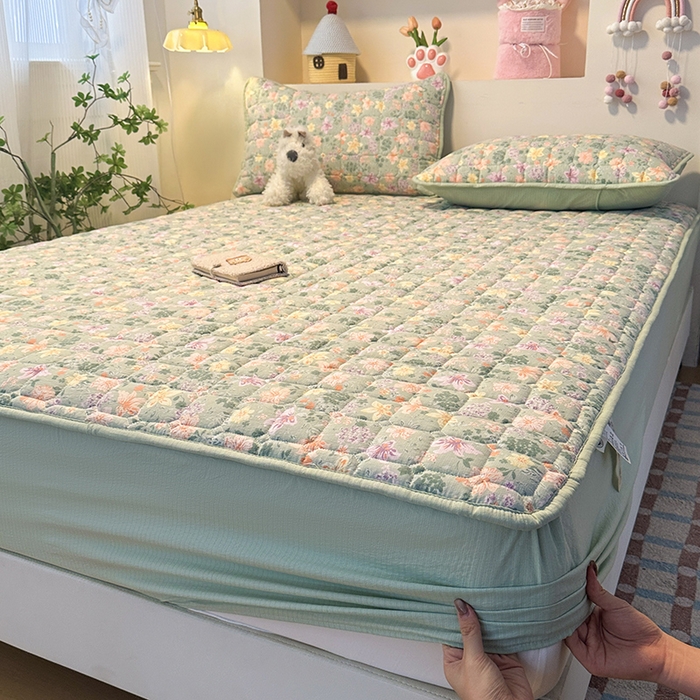 91家纺网 家纺一手货源 找家纺 丝芙妮家居（原乐视家纺） 2025新款A类亲肤云朵棉夹棉保暖床笠 午后时光