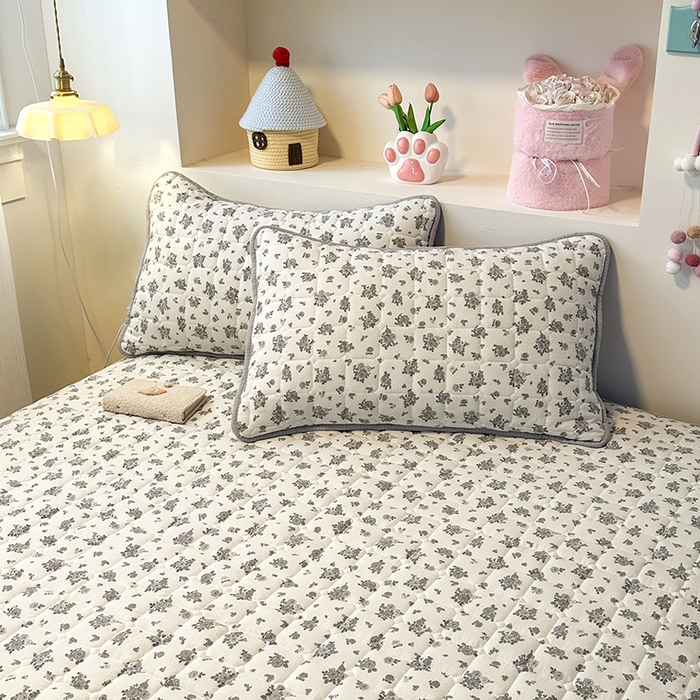 91家纺网 家纺一手货源 找家纺 丝芙妮家居（原乐视家纺） 2025新款A类亲肤云朵棉夹棉保暖床笠 墨色花园