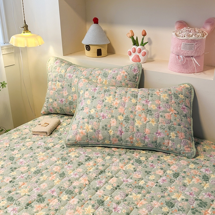 91家纺网 家纺一手货源 找家纺 丝芙妮家居（原乐视家纺） 2025新款A类亲肤云朵棉夹棉保暖床笠 午后时光