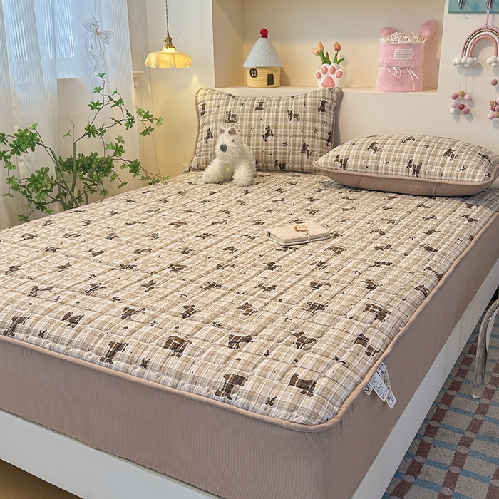 91家纺网 家纺一手货源 找家纺 丝芙妮家居（原乐视家纺） 2025新款A类亲肤云朵棉夹棉保暖床笠 晚安小狗