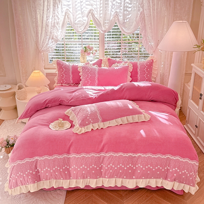 91家纺网 家纺一手货源 找家纺 （总）2025新款牛奶绒刺绣花边四件套-悠梦