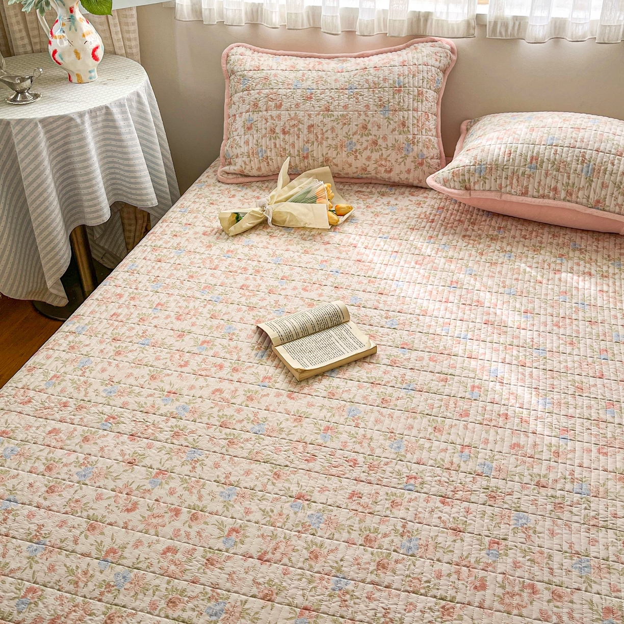 91家纺网 家纺一手货源 找家纺 瑞钰 2025新款A类双层纱印花夹棉床盖 半岛红茶