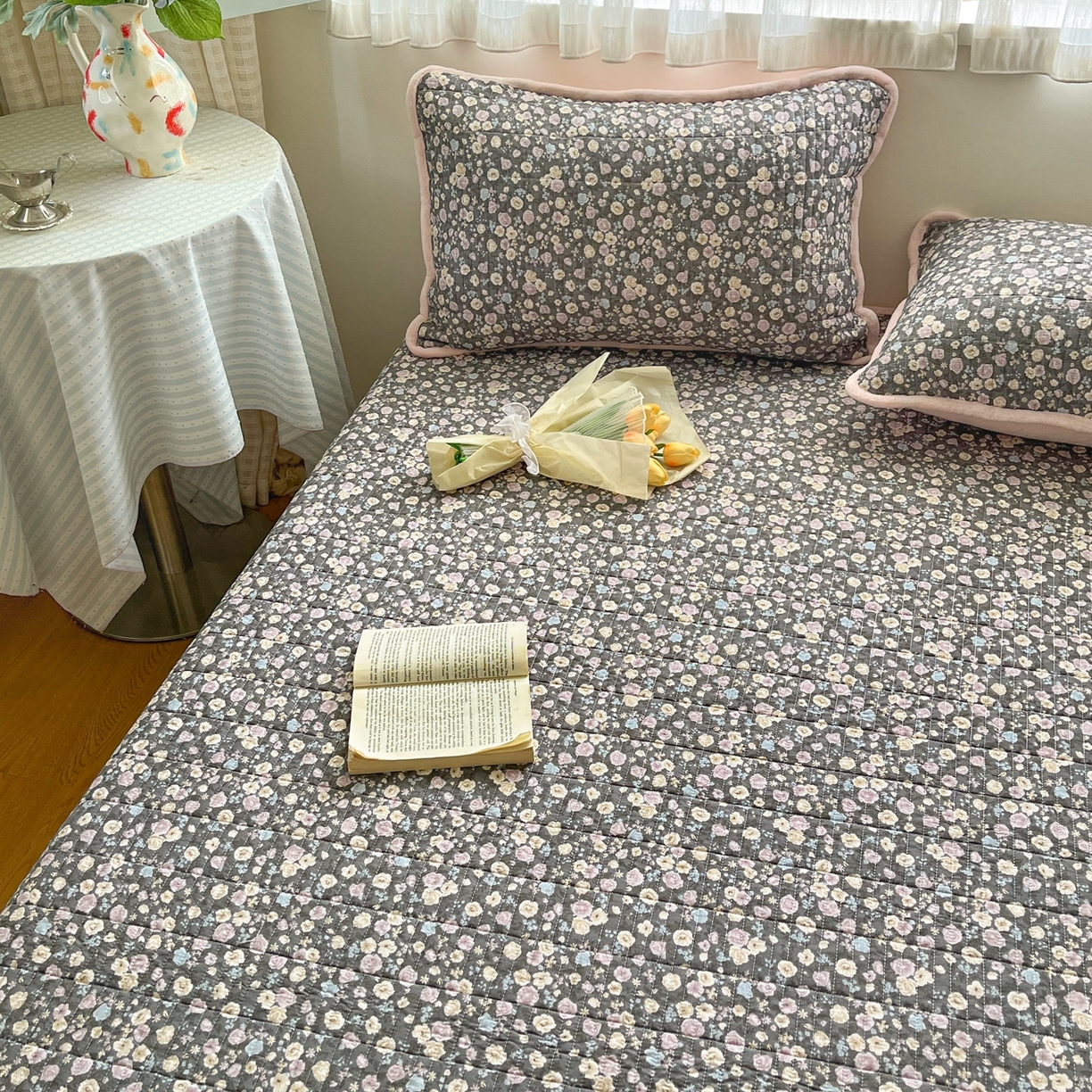 91家纺网 家纺一手货源 找家纺 瑞钰 2025新款A类双层纱印花夹棉床盖 豆寇