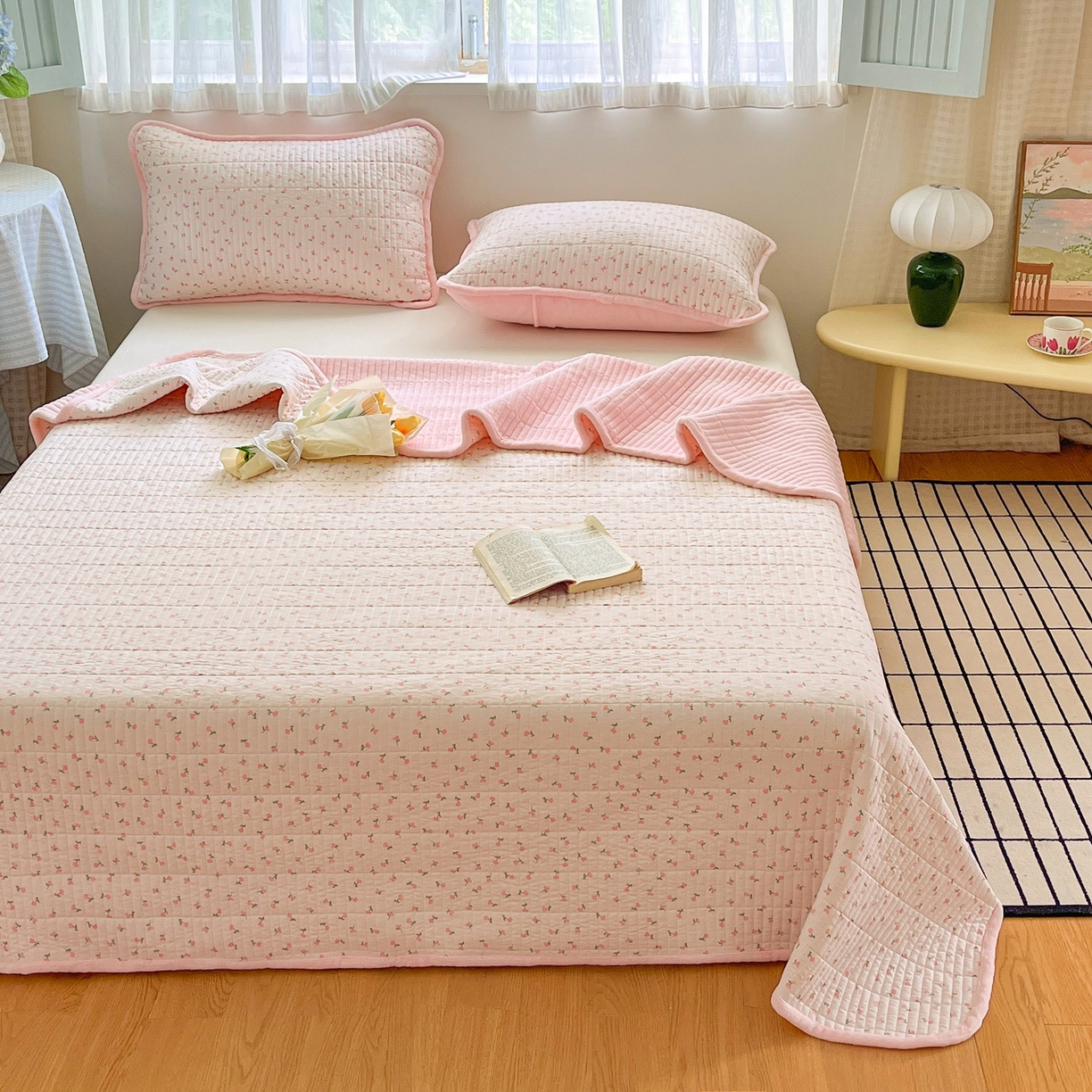 91家纺网 家纺一手货源 找家纺 瑞钰 2025新款A类双层纱印花夹棉床盖 粉玉