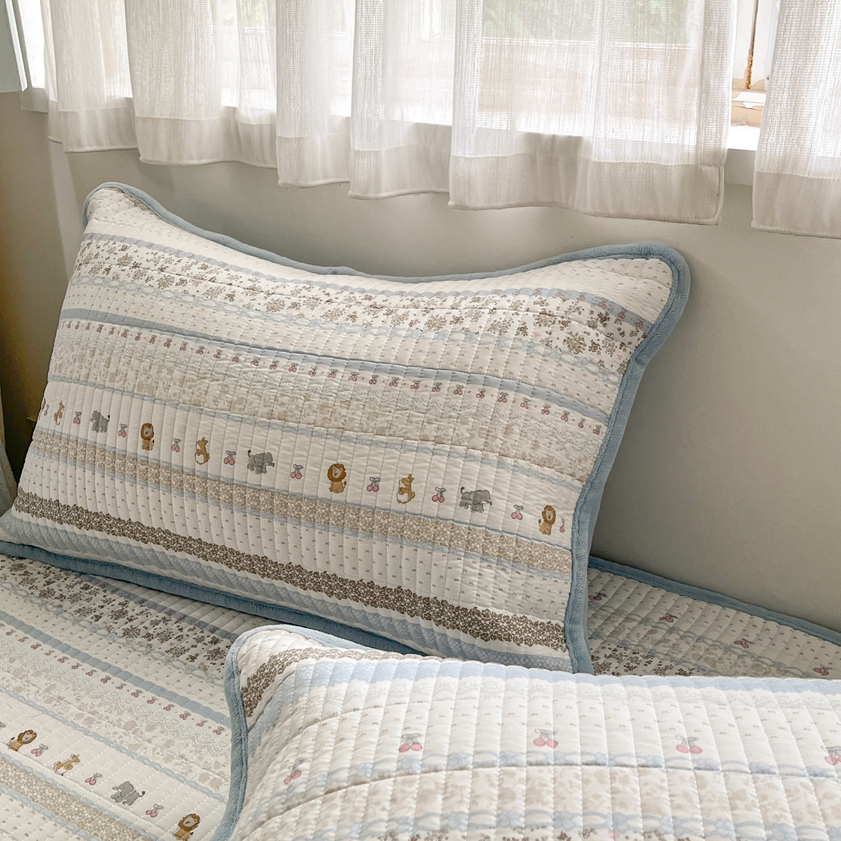 91家纺网 家纺一手货源 找家纺 瑞钰 2025新款A类双层纱印花夹棉床盖 海盐童话