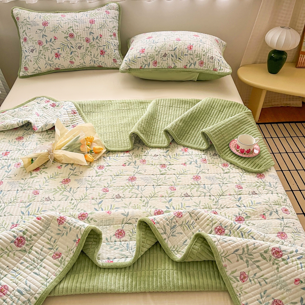 91家纺网 家纺一手货源 找家纺 瑞钰 2025新款A类双层纱印花夹棉床盖 普罗旺斯