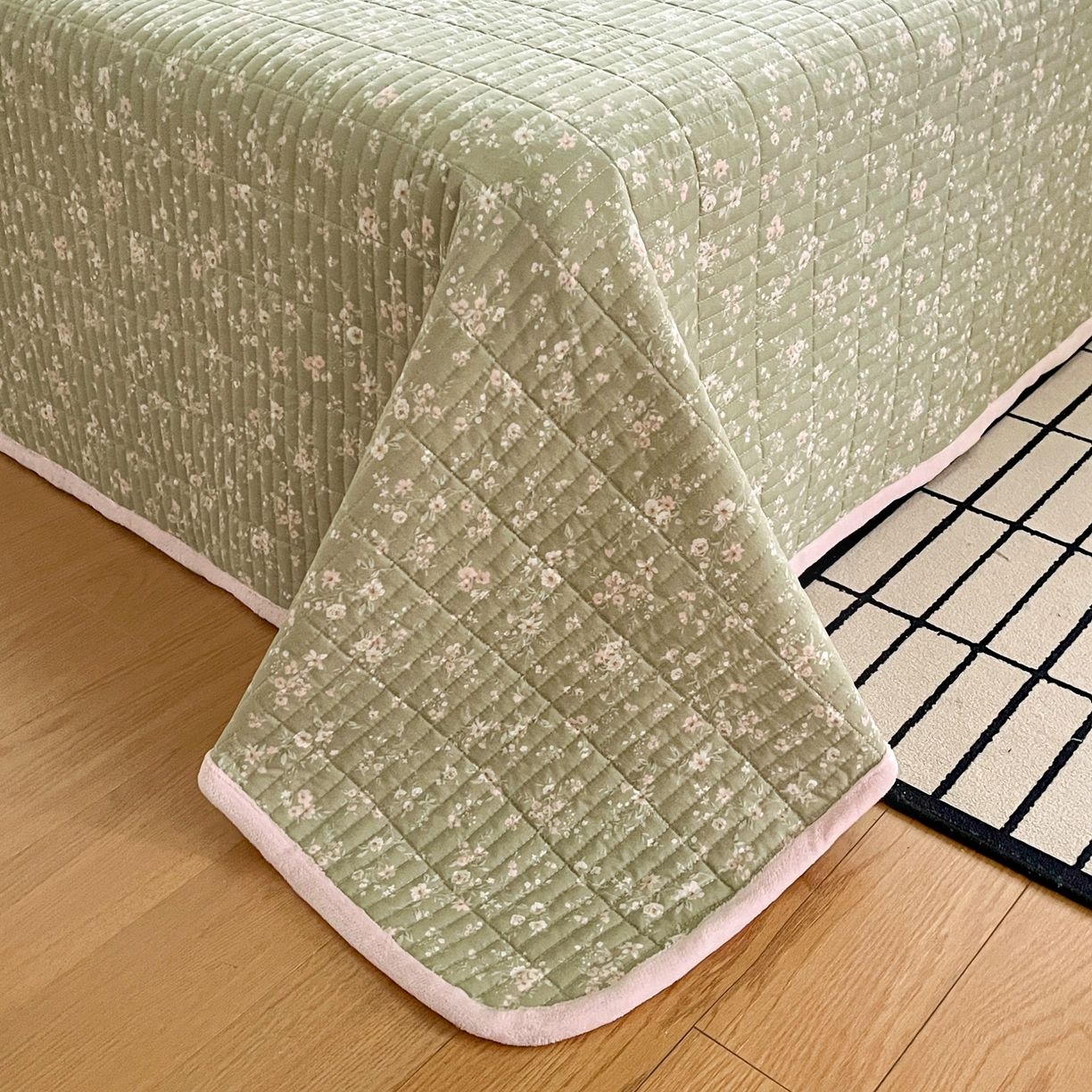 91家纺网 家纺一手货源 找家纺 瑞钰 2025新款A类双层纱印花夹棉床盖 青柠