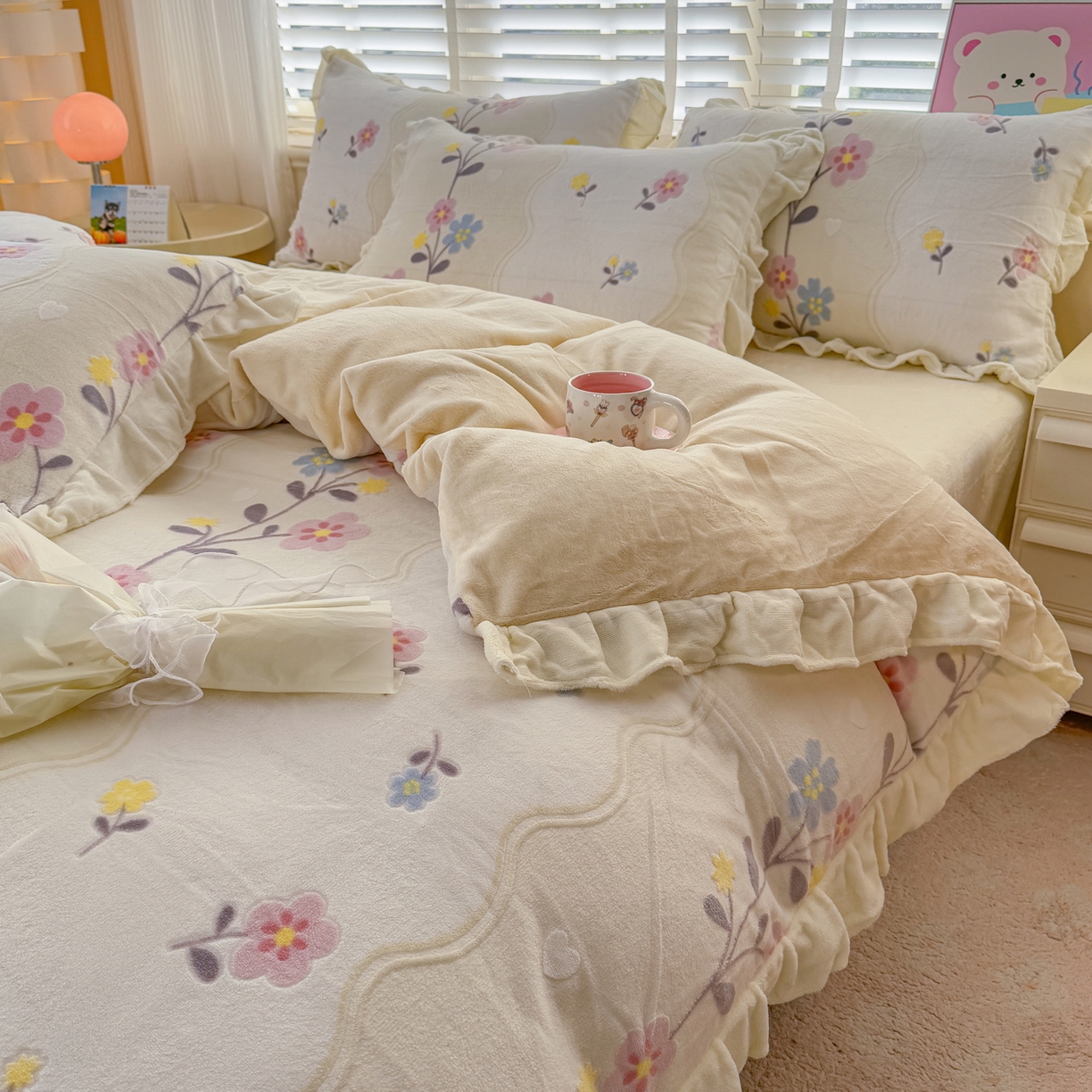 91家纺网 家纺一手货源 找家纺 爱家（原缔乐家纺） 2025新款牛奶雕花绒四件套-美加美 美加美-柠檬黄