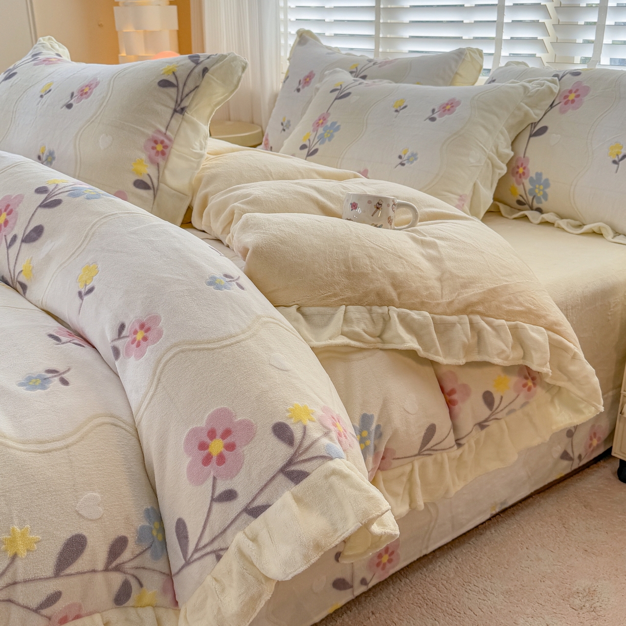 爱家（原缔乐家纺） 2025新款牛奶雕花绒四件套-美加美 美加美-柠檬黄