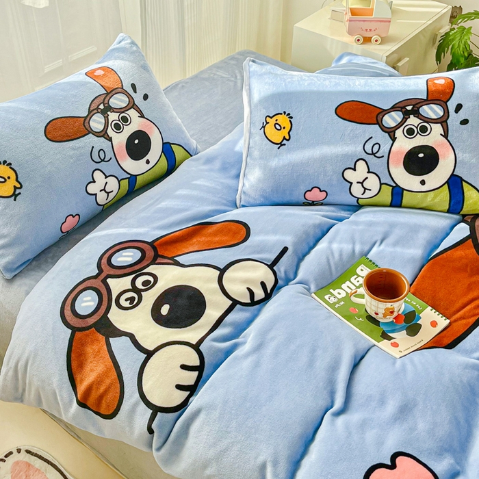 91家纺网 家纺一手货源 找家纺 喜梦缘 2025 新款大版卡通牛奶绒印花四件套 比耶狗