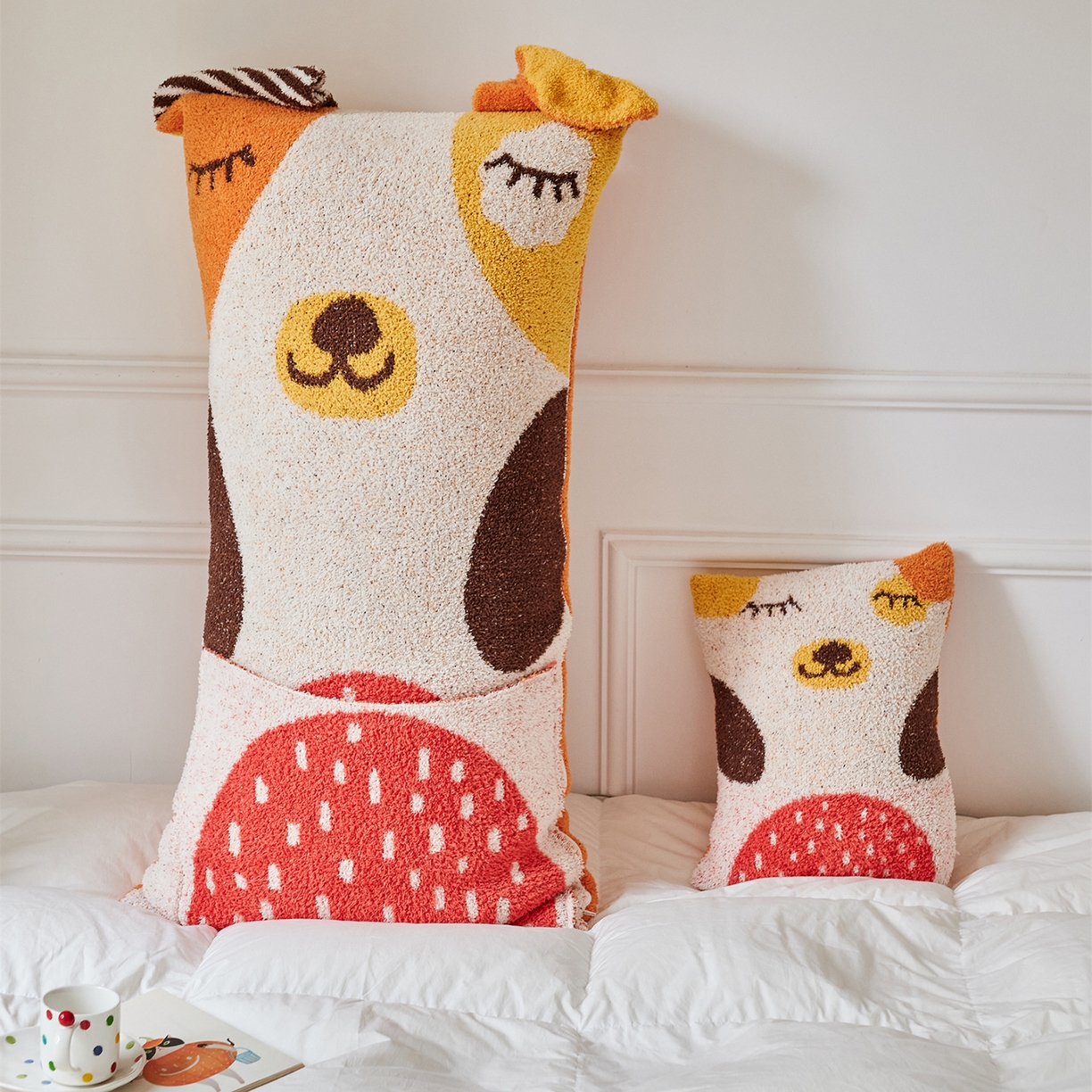 91家纺网 家纺一手货源 找家纺 （总）暖绵绵家纺 2025新款半边绒软糯有趣抱枕含芯-维宁 （最低零售价：小号51元，大号153元）