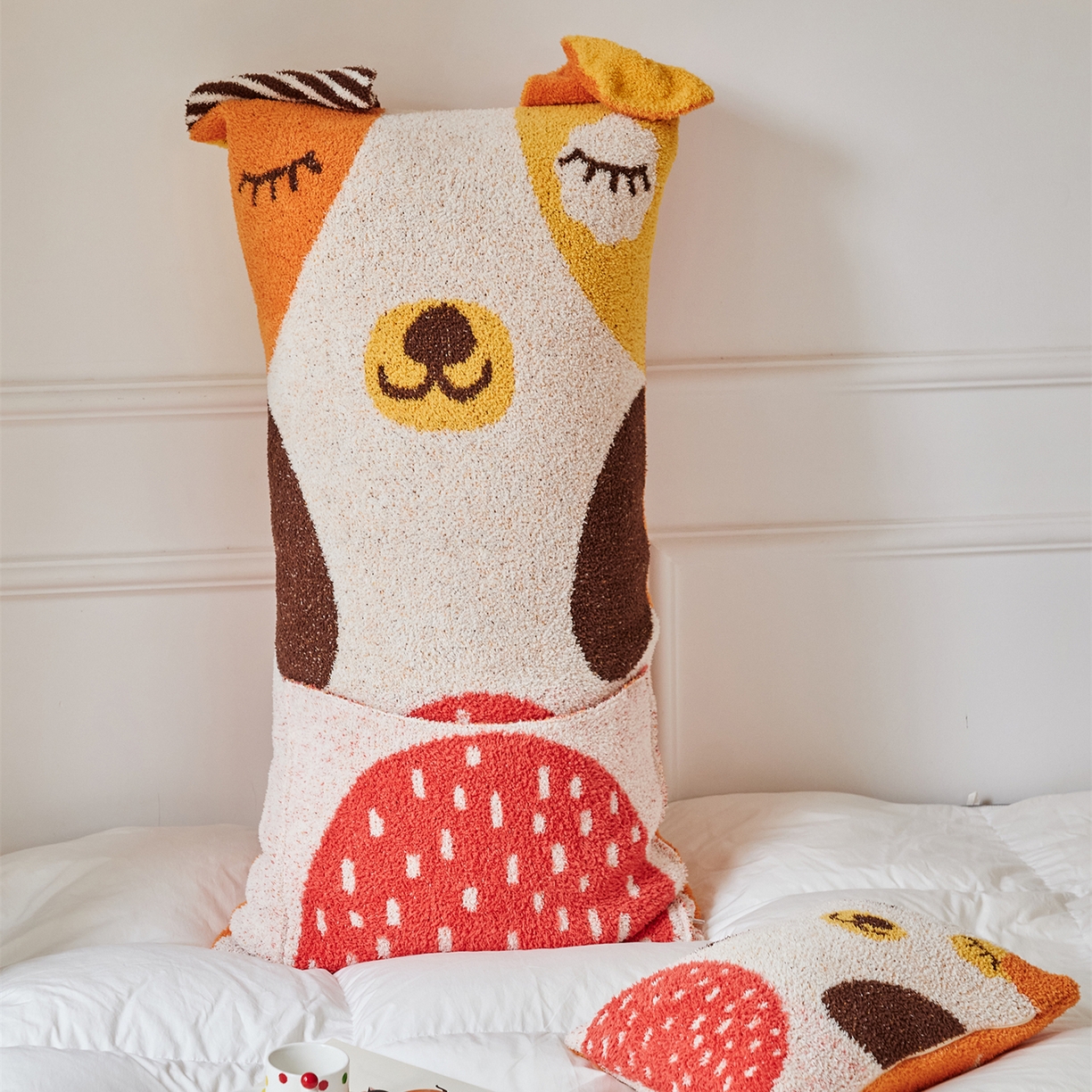 91家纺网 家纺一手货源 找家纺 （总）暖绵绵家纺 2025新款半边绒软糯有趣抱枕含芯-维宁 （最低零售价：小号51元，大号153元）