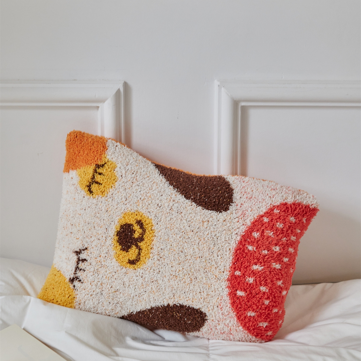 91家纺网 家纺一手货源 找家纺 暖绵绵家纺 2025新款半边绒软糯有趣抱枕含芯-维宁 （最低零售价：小号51元，大号153元） 维宁-小抱枕