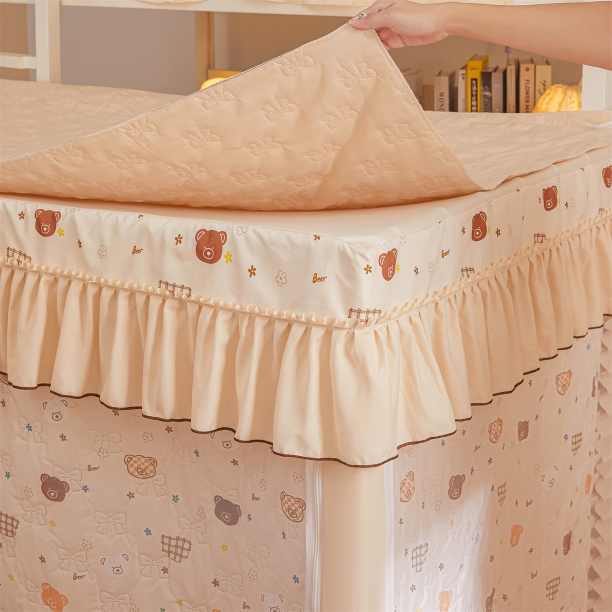 91家纺网 家纺一手货源 找家纺 艾晶美家纺有限公司 2025新款学生宿舍遮光保暖蚊帐夹棉床帘蚊帐大学生宿舍蚊帐 学生夹棉款-米格熊