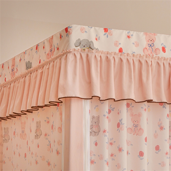 91家纺网 家纺一手货源 找家纺 艾晶美家纺有限公司 2025新款学生宿舍遮光保暖蚊帐夹棉床帘蚊帐大学生宿舍蚊帐 学生布帘款-玫瑰小熊