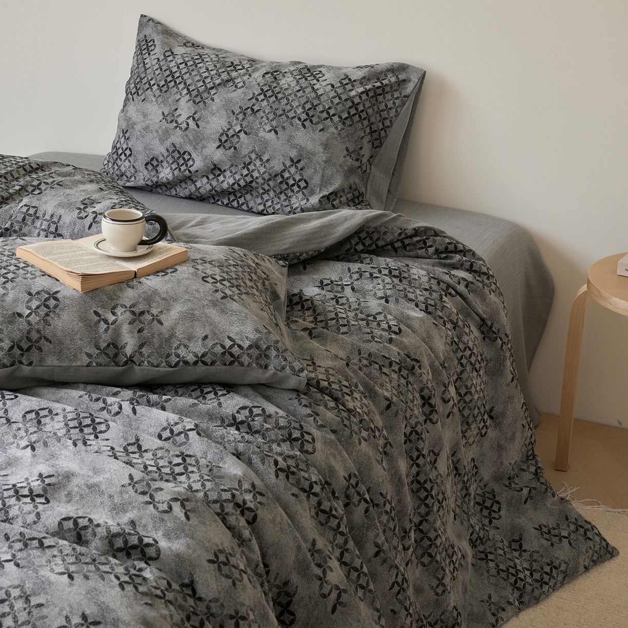 91家纺网 家纺一手货源 找家纺 （总）云上 2025新款全棉新疆长绒棉色织大提花床品四件套-星辰系列（控价：券后活动后不低于348元）