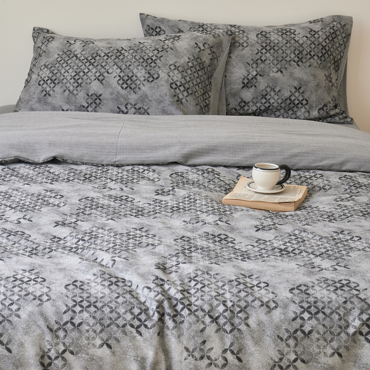 91家纺网 家纺一手货源 找家纺 （总）云上 2025新款全棉新疆长绒棉色织大提花床品四件套-星辰系列（控价：券后活动后不低于348元）