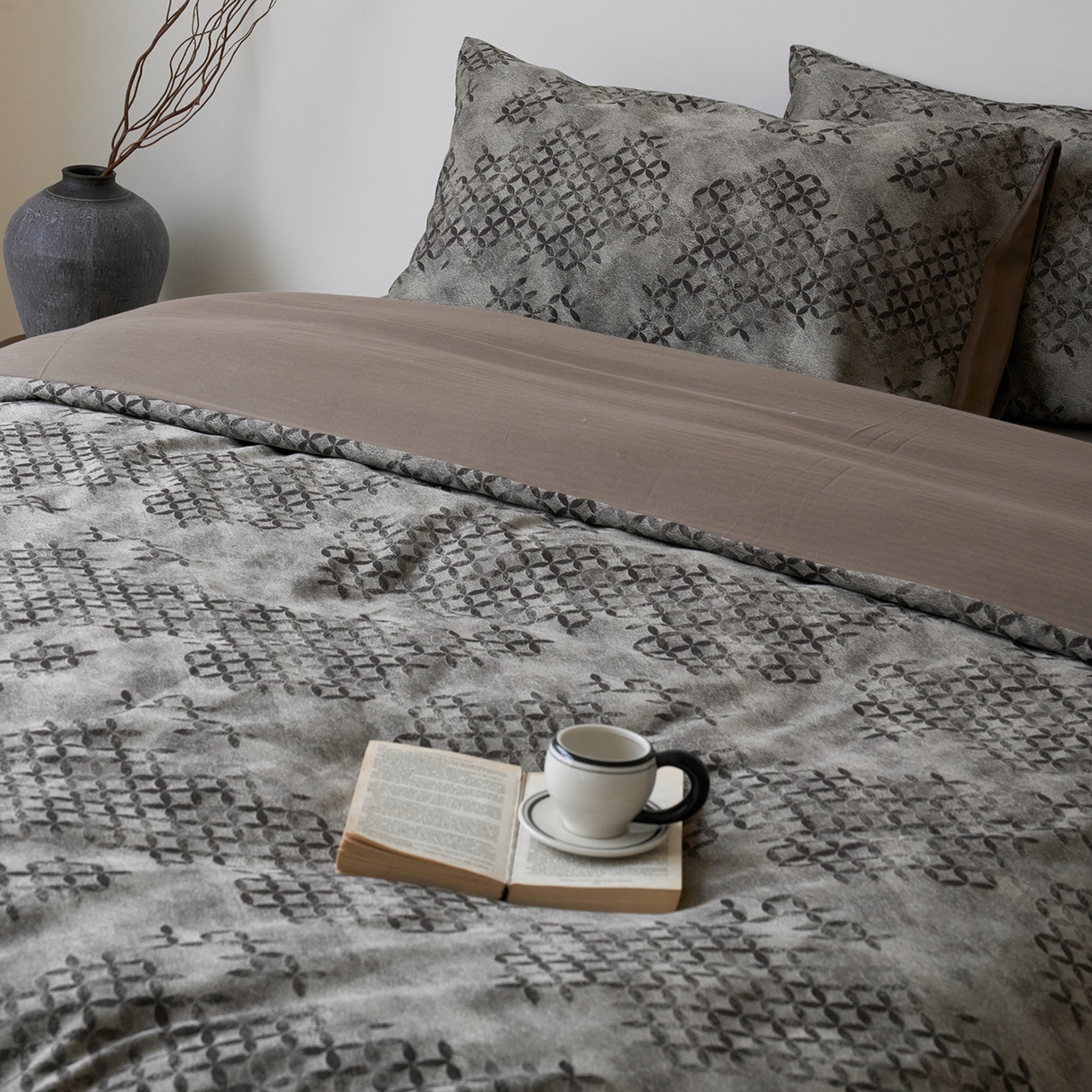 91家纺网 家纺一手货源 找家纺 云上 2025新款全棉新疆长绒棉色织大提花床品四件套-星辰系列（控价：券后活动后不低于348元） 星辰-金