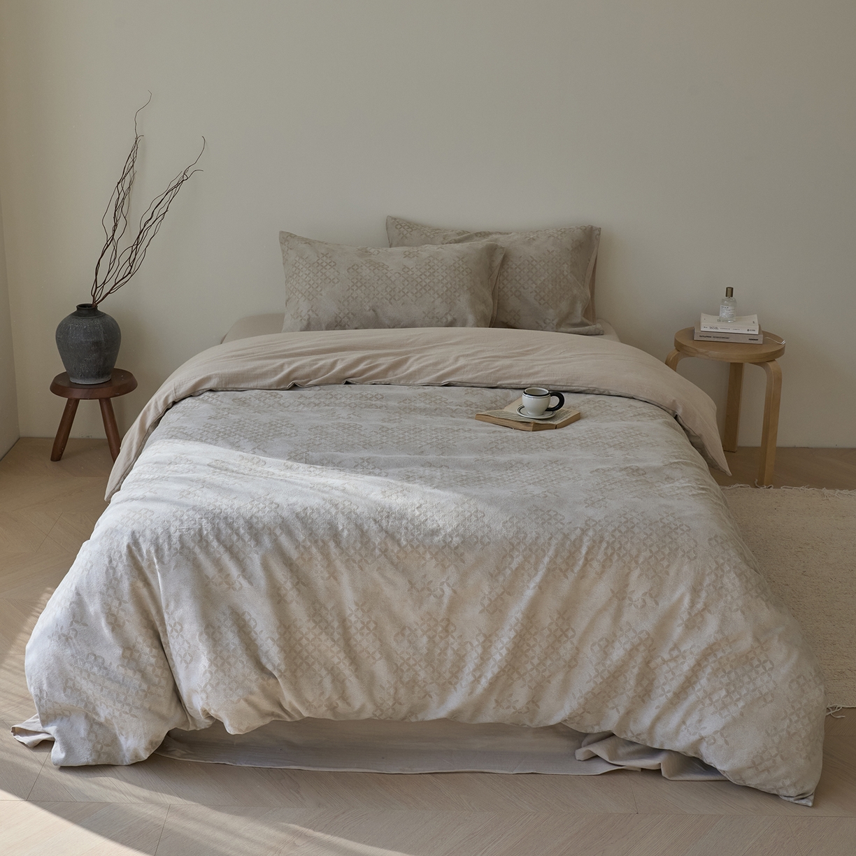 91家纺网 家纺一手货源 找家纺 云上 2025新款全棉新疆长绒棉色织大提花床品四件套-星辰系列（控价：券后活动后不低于348元） 星辰-米