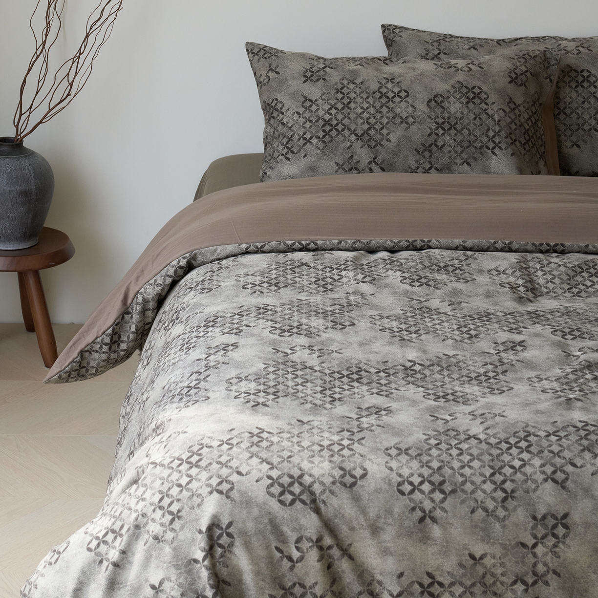 91家纺网 家纺一手货源 找家纺 云上 2025新款全棉新疆长绒棉色织大提花床品四件套-星辰系列（控价：券后活动后不低于348元） 星辰-金