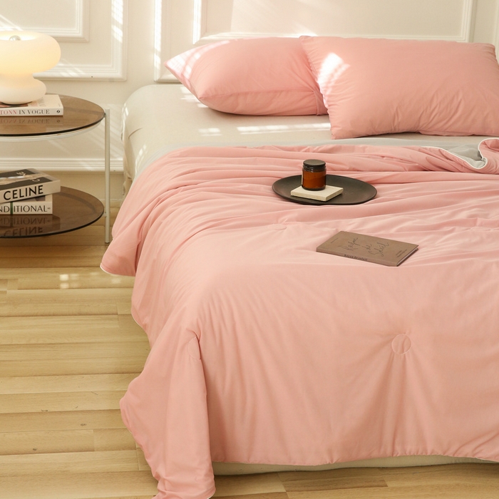 91家纺网 家纺一手货源 找家纺 （总）缦绣阁 2025春夏新款纯色双拼凉感丝夏被冰淇淋夏被夏凉被空调被被子被芯跨境外贸爆款