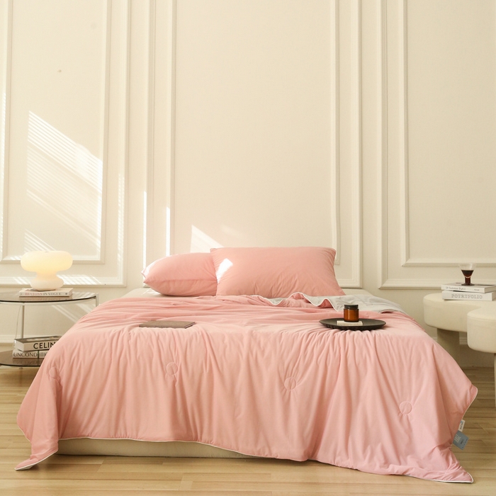 91家纺网 家纺一手货源 找家纺 （总）缦绣阁 2025春夏新款纯色双拼凉感丝夏被冰淇淋夏被夏凉被空调被被子被芯跨境外贸爆款