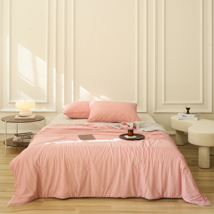 91家纺网 家纺一手货源 找家纺 缦绣阁 2025春夏新款纯色双拼凉感丝夏被冰淇淋夏被夏凉被空调被被子被芯跨境外贸爆款 豆沙-浅灰