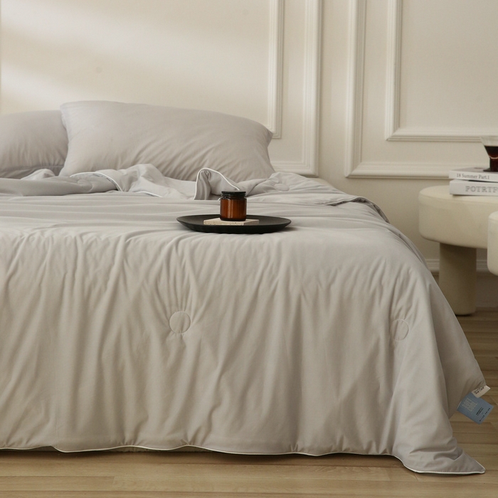 91家纺网 家纺一手货源 找家纺 缦绣阁 2025春夏新款纯色双拼凉感丝夏被冰淇淋夏被夏凉被空调被被子被芯跨境外贸爆款 高级灰