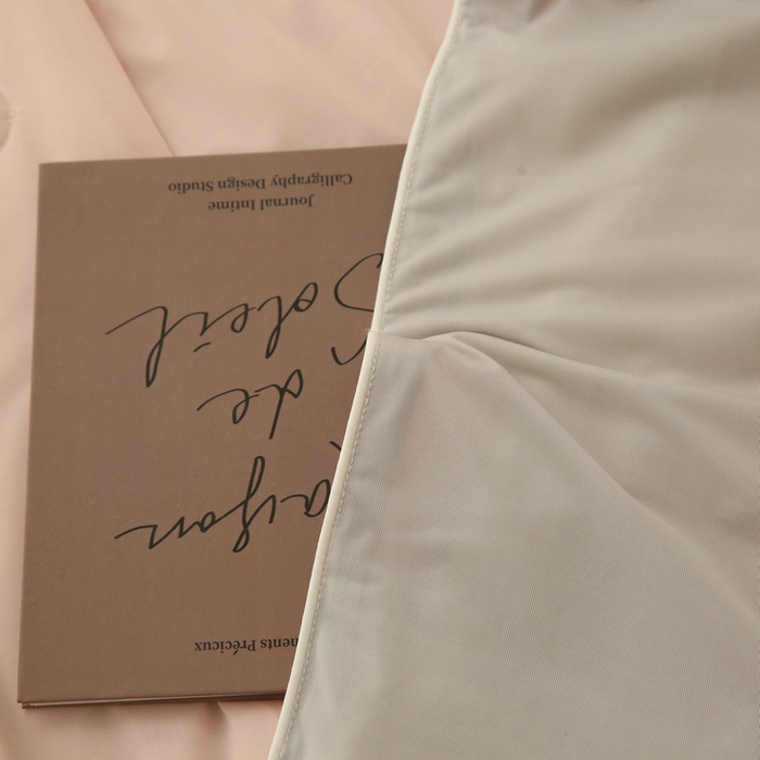 91家纺网 家纺一手货源 找家纺 缦绣阁 2025春夏新款纯色双拼凉感丝夏被冰淇淋夏被夏凉被空调被被子被芯跨境外贸爆款 浅粉-浅灰