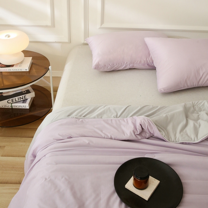 91家纺网 家纺一手货源 找家纺 缦绣阁 2025春夏新款纯色双拼凉感丝夏被冰淇淋夏被夏凉被空调被被子被芯跨境外贸爆款 浅紫-浅灰