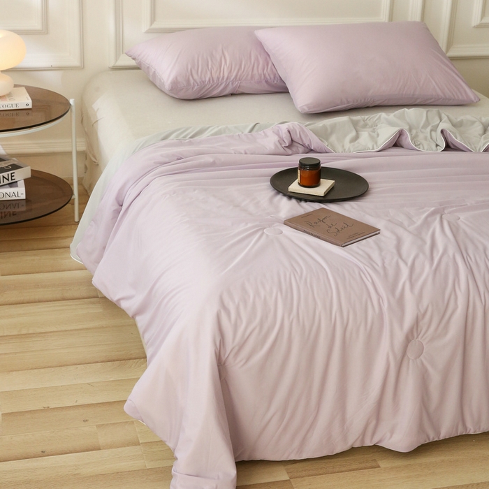 91家纺网 家纺一手货源 找家纺 缦绣阁 2025春夏新款纯色双拼凉感丝夏被冰淇淋夏被夏凉被空调被被子被芯跨境外贸爆款 浅紫-浅灰