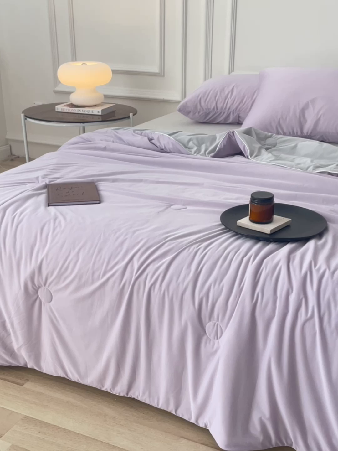 91家纺网 家纺一手货源 找家纺 缦绣阁 2025春夏新款纯色双拼凉感丝夏被冰淇淋夏被夏凉被空调被被子被芯跨境外贸爆款 浅紫-浅灰
