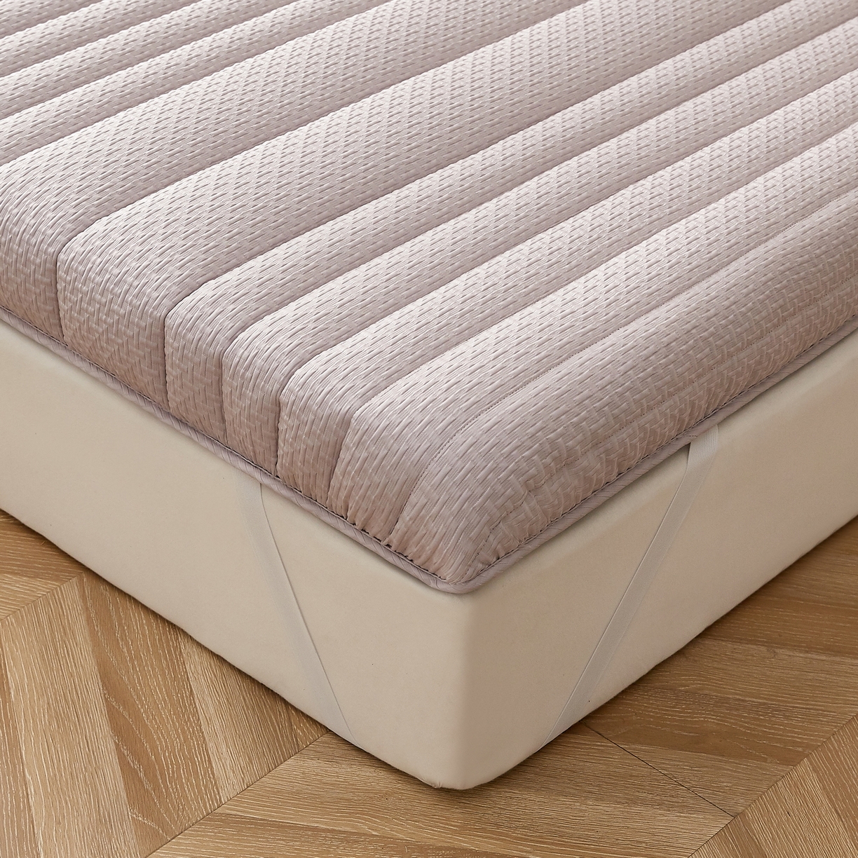 91家纺网 家纺一手货源 找家纺 （总）鑫梦莱 2025新款针织棉床垫提花系列单边款（成人图）LOVE烫画