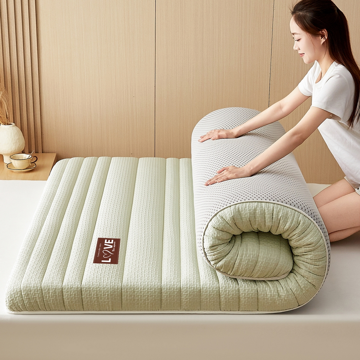 91家纺网 家纺一手货源 找家纺 （总）鑫梦莱 2025新款针织棉床垫提花系列单边款（成人图）LOVE烫画