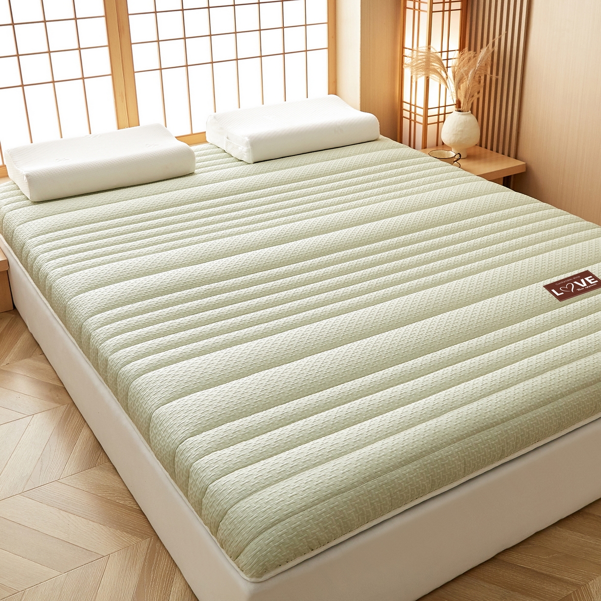 91家纺网 家纺一手货源 找家纺 鑫梦莱 2025新款针织棉床垫提花系列单边款（成人图）LOVE烫画 青果绿（厚约6cm）