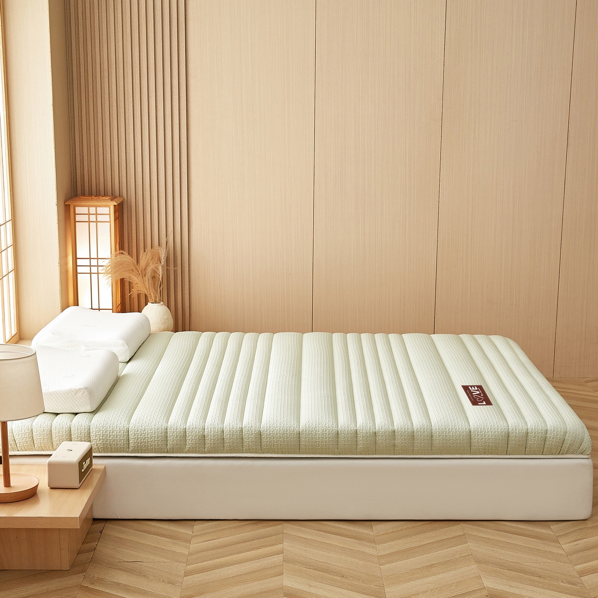 91家纺网 家纺一手货源 找家纺 鑫梦莱 2025新款针织棉床垫提花系列单边款（成人图）LOVE烫画 青果绿（厚约6cm）