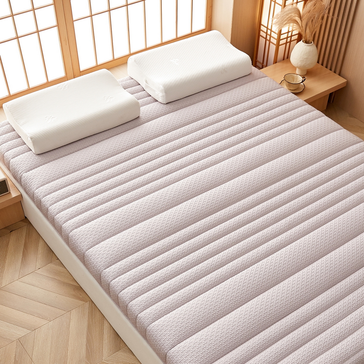 91家纺网 家纺一手货源 找家纺 鑫梦莱 2025新款针织棉床垫提花系列单边款（成人图）LOVE烫画 淡雅灰（厚约9cm）