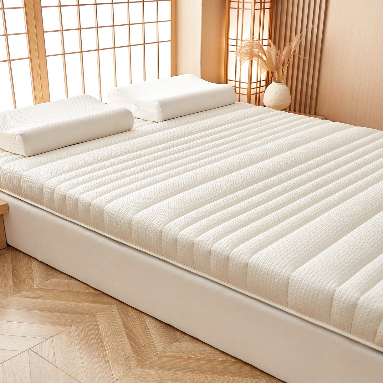 91家纺网 家纺一手货源 找家纺 鑫梦莱 2025新款针织棉床垫提花系列单边款（成人图）LOVE烫画 象牙白（厚约9cm）