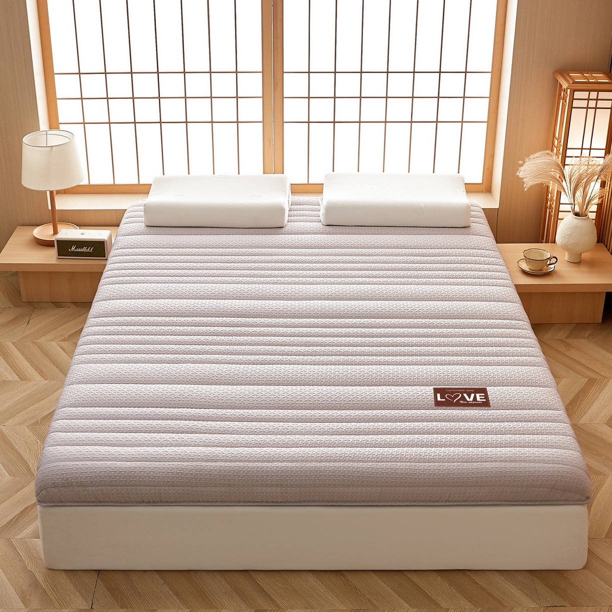 91家纺网 家纺一手货源 找家纺 鑫梦莱 2025新款针织棉床垫提花系列单边款（成人图）LOVE烫画 淡雅灰（厚约6cm）