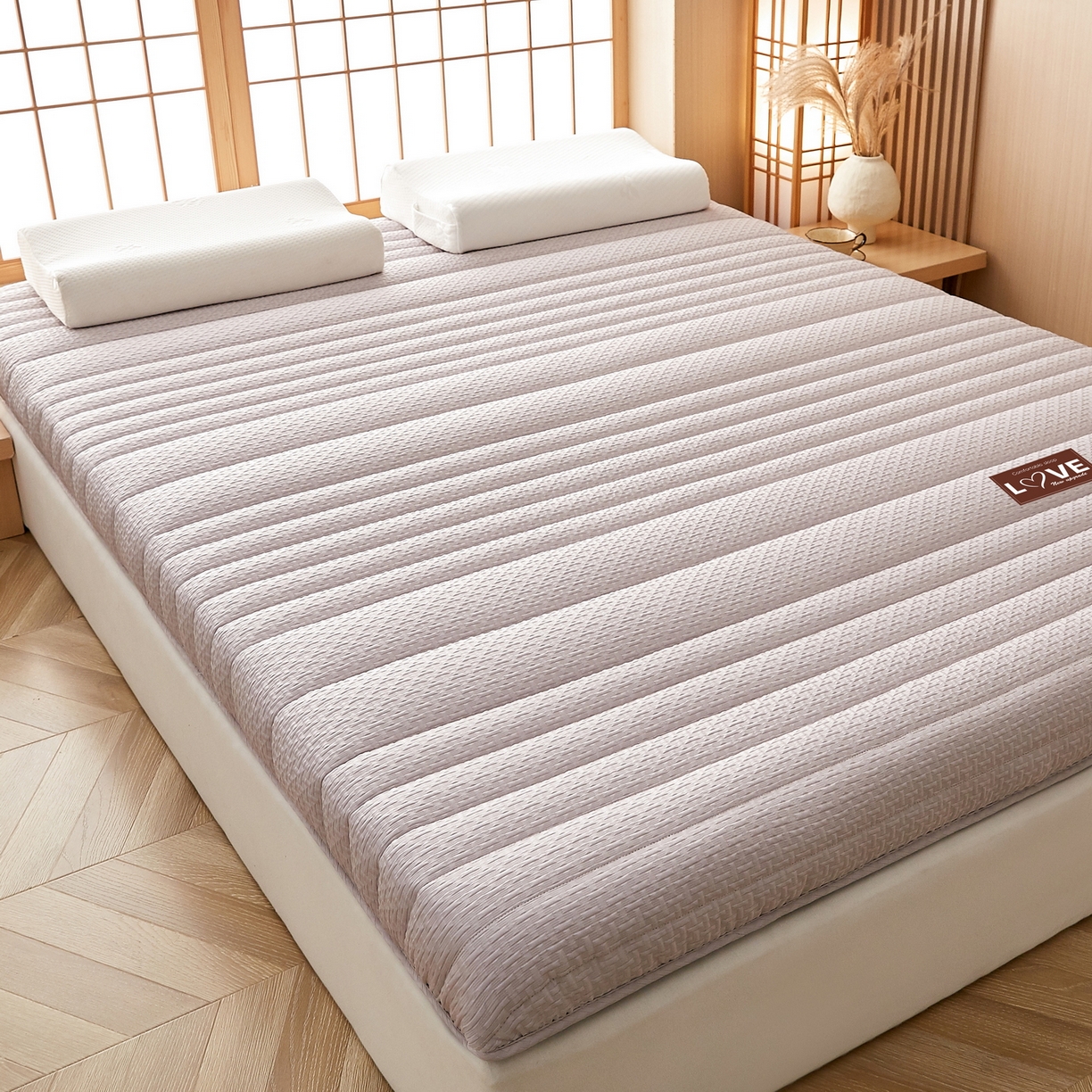 91家纺网 家纺一手货源 找家纺 鑫梦莱 2025新款针织棉床垫提花系列单边款（成人图）LOVE烫画 淡雅灰（厚约6cm）