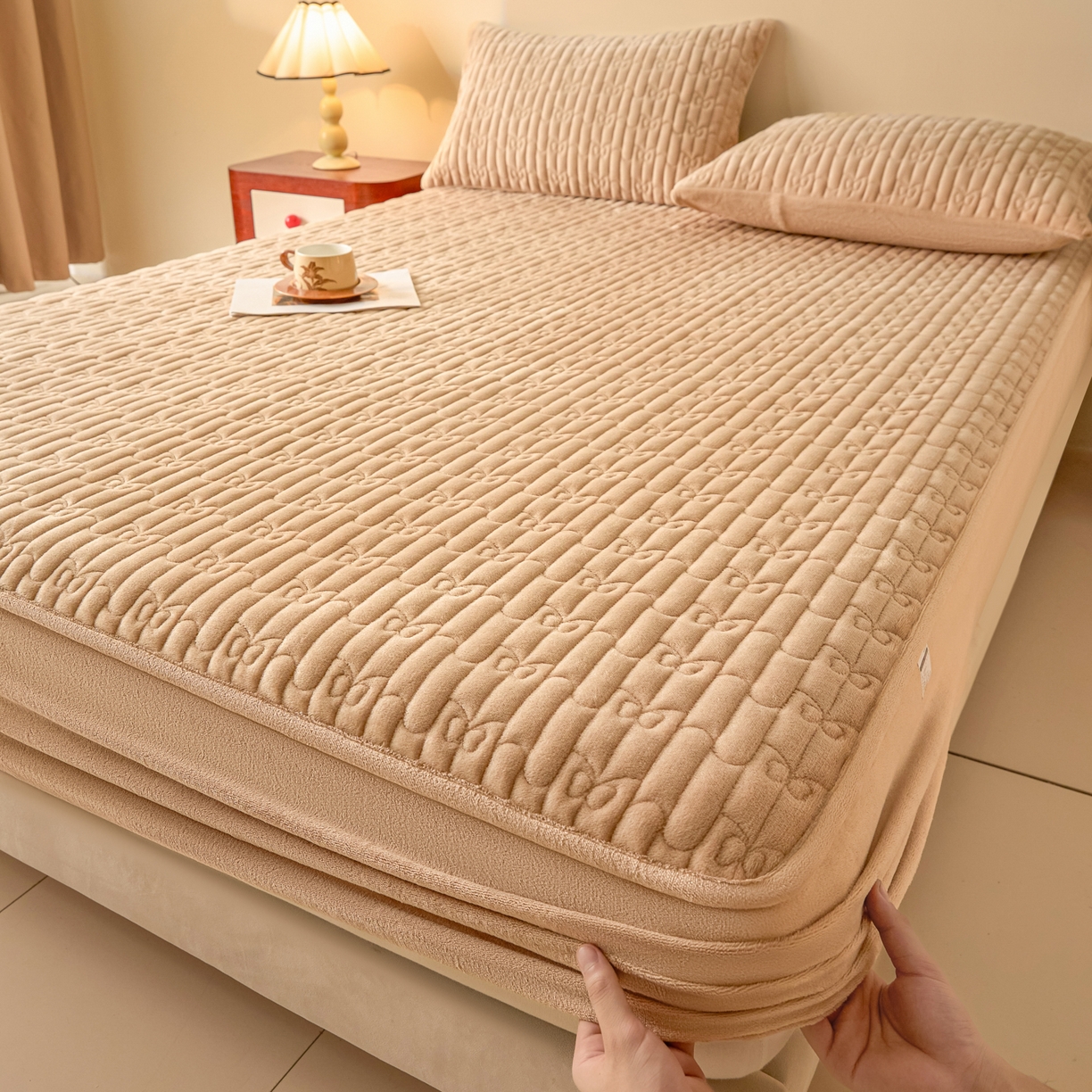 91家纺网 家纺一手货源 找家纺 （总）Sweet dreams甜梦 2025新款A类纯色牛奶绒夹棉床笠