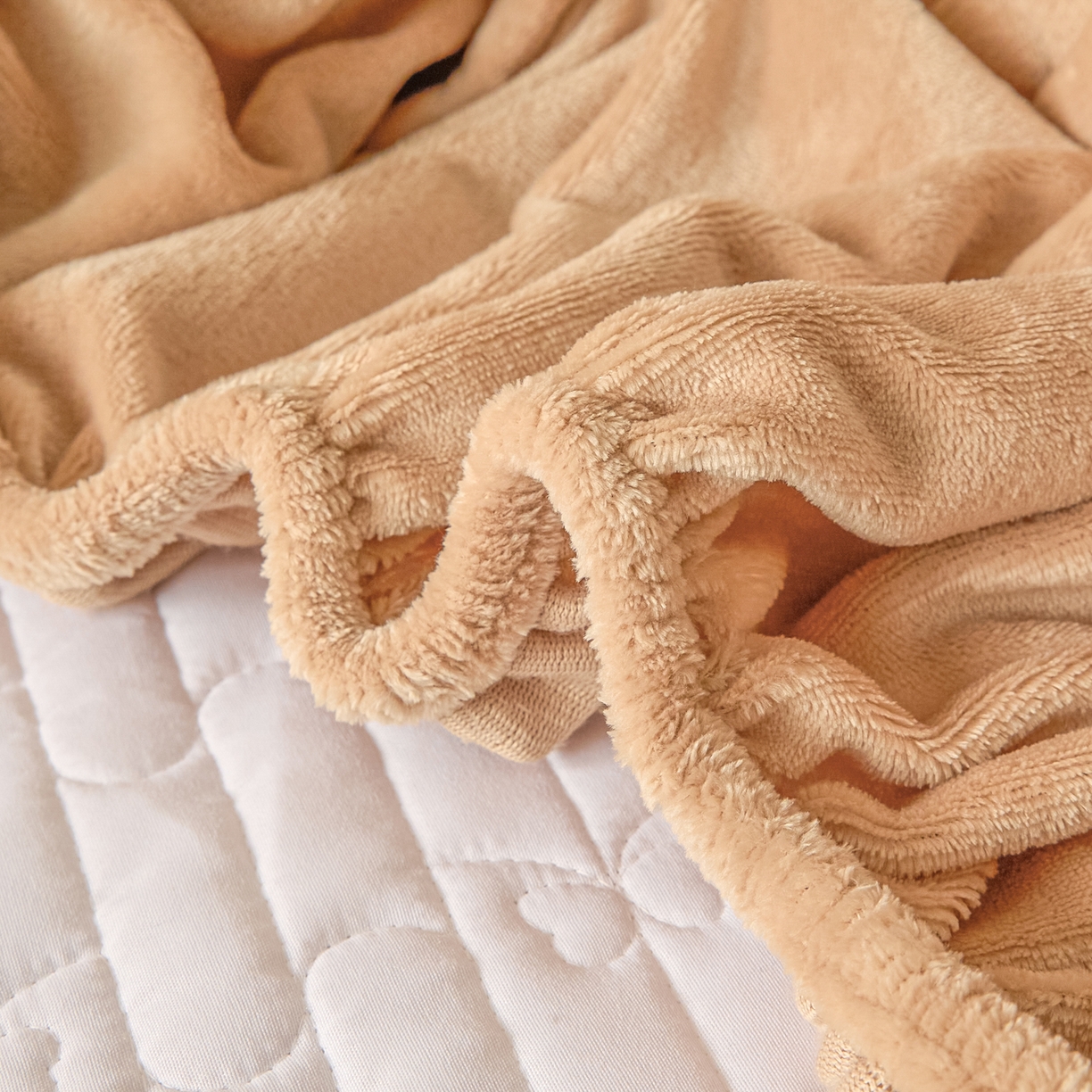 91家纺网 家纺一手货源 找家纺 （总）Sweet dreams甜梦 2025新款A类纯色牛奶绒夹棉床笠