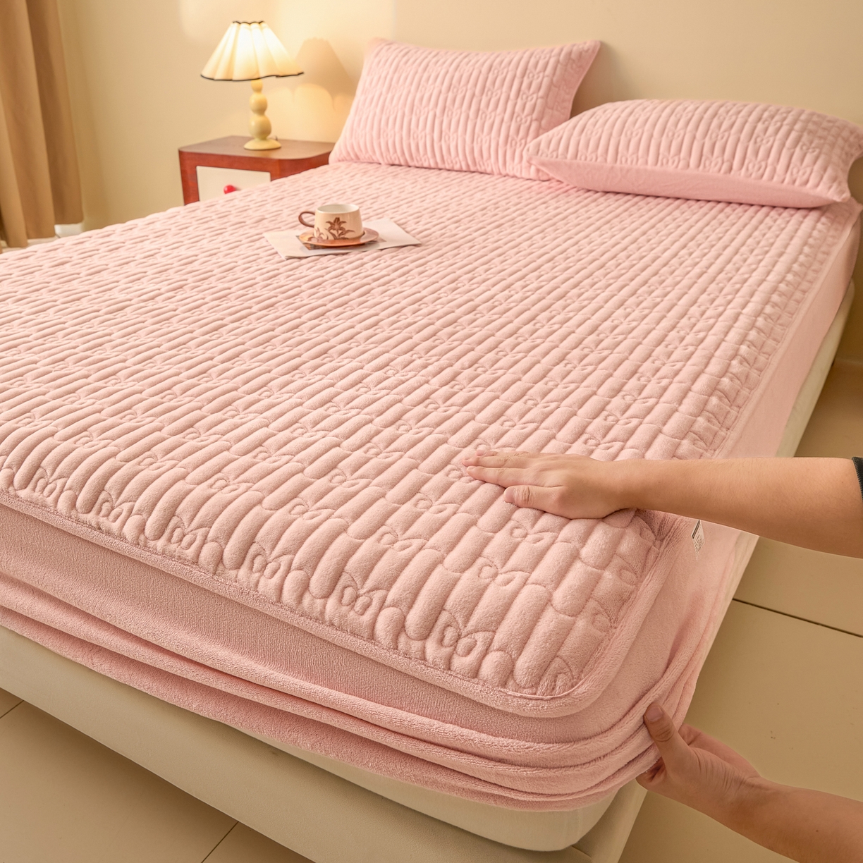 91家纺网 家纺一手货源 找家纺 （总）Sweet dreams甜梦 2025新款A类纯色牛奶绒夹棉床笠