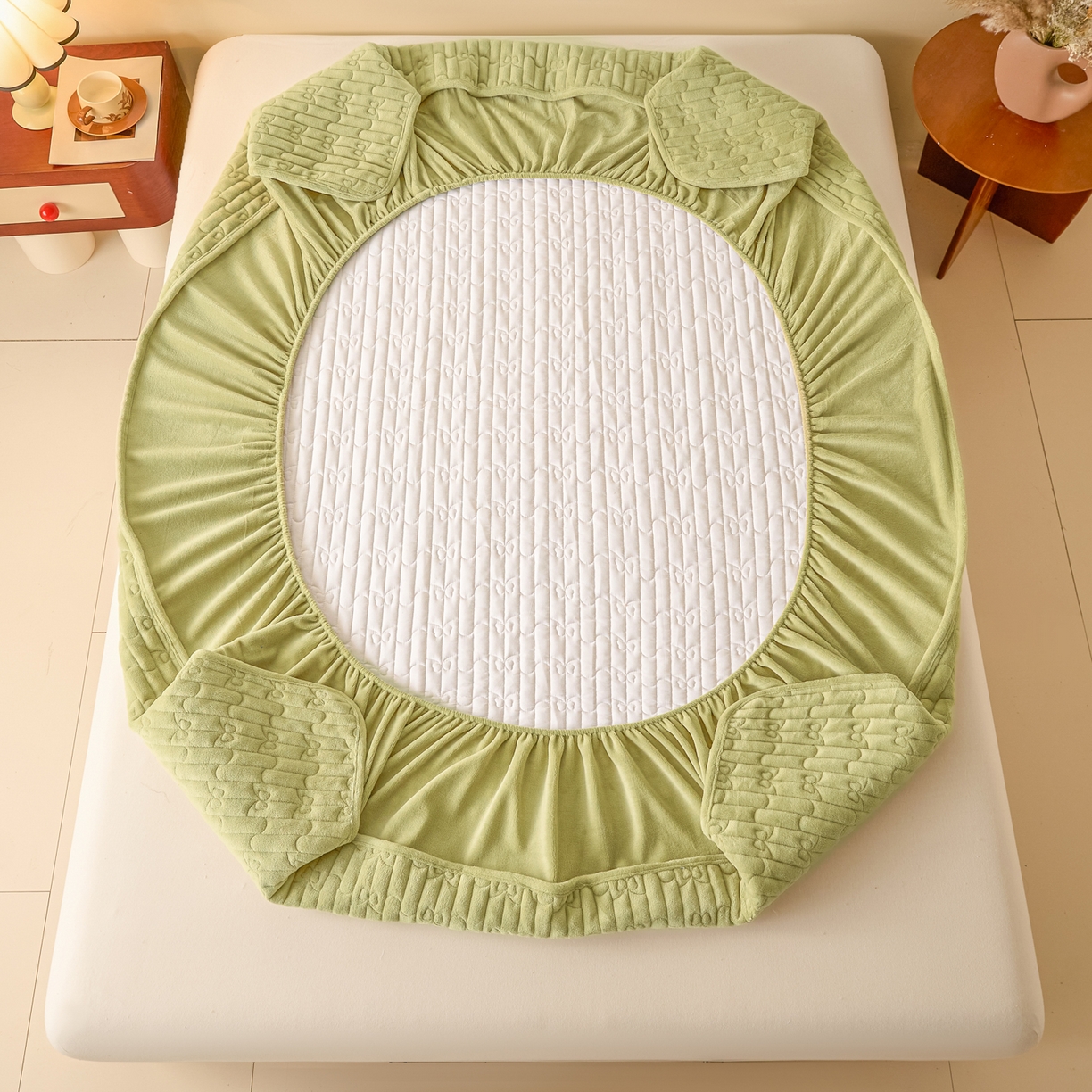 91家纺网 家纺一手货源 找家纺 Sweet dreams甜梦 2025新款A类纯色牛奶绒夹棉床笠 青石绿