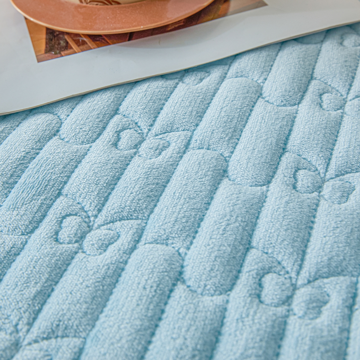 91家纺网 家纺一手货源 找家纺 Sweet dreams甜梦 2025新款A类纯色牛奶绒夹棉床笠 天蓝