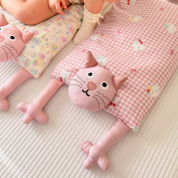 91家纺网 家纺一手货源 找家纺 （总）北鸣有鱼枕芯馆 2025新款全棉双层纱漫画家系列荞麦枕-胡须猫