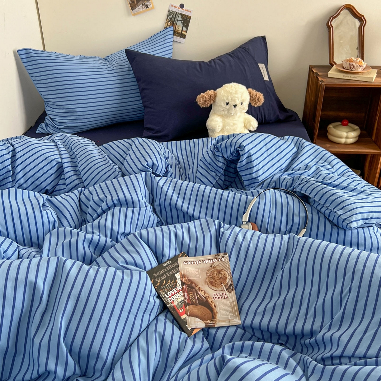 91家纺网 家纺一手货源 找家纺 优选 2025新款韩式无印风水洗棉拼色学生三件套床单床笠款四件套 条纹海洋蓝+深蓝