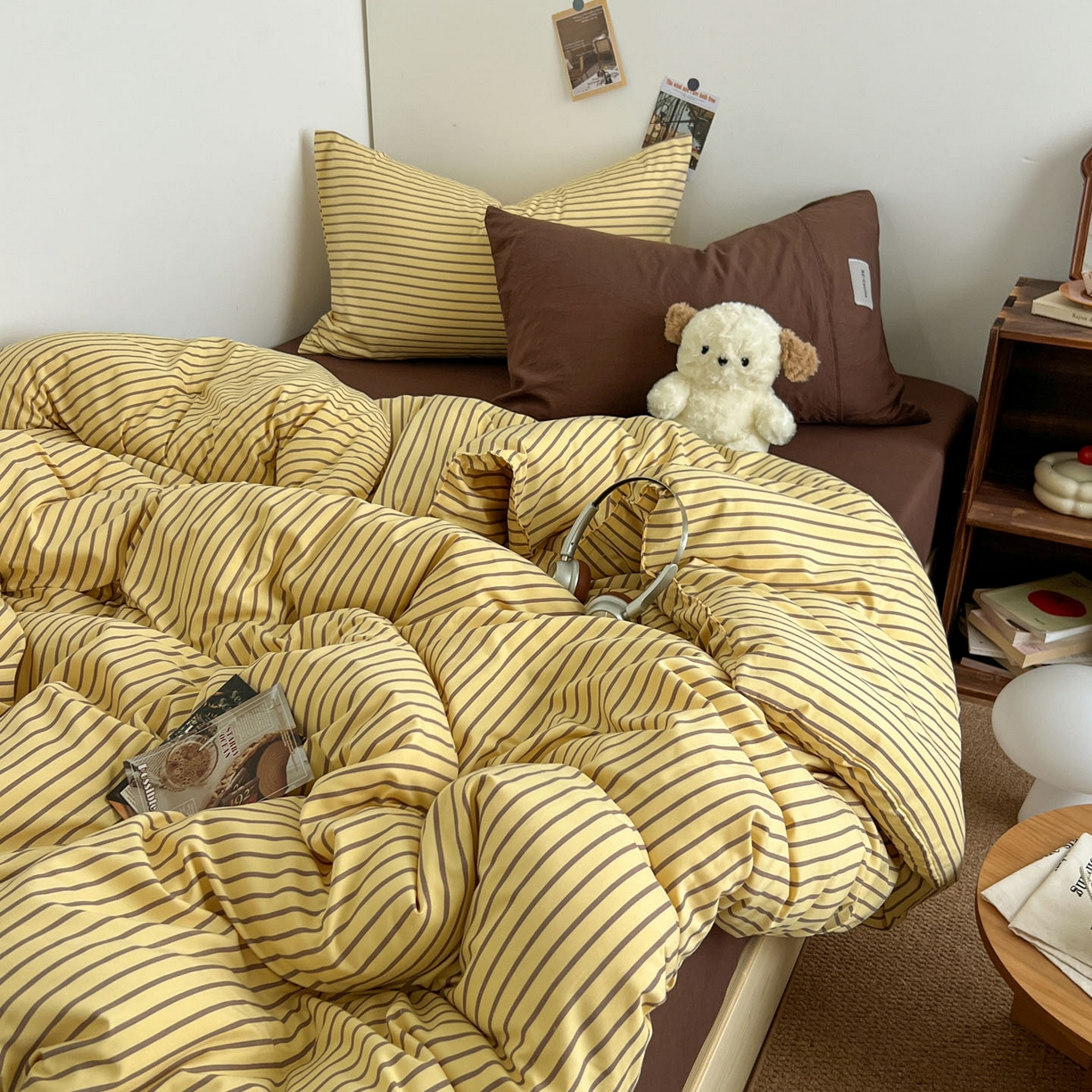 91家纺网 家纺一手货源 找家纺 优选良品 2025新款韩式无印风水洗棉拼色学生三件套床单床笠款四件套 条纹柠檬黄+咖啡